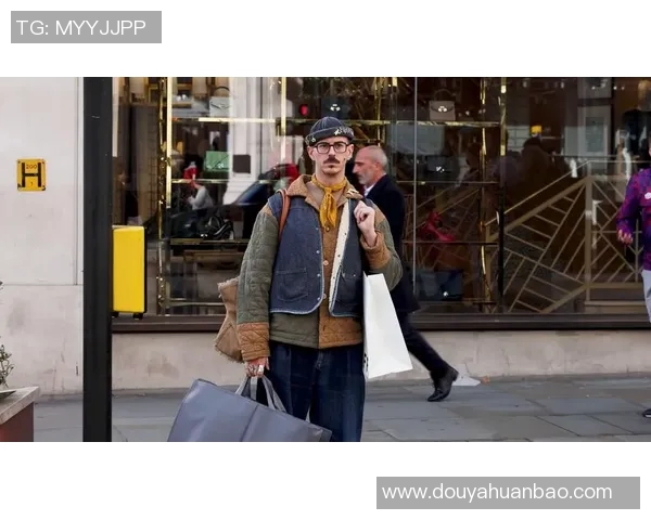 足球明星男士时尚穿搭解析 引领潮流的运动与街头风格融合